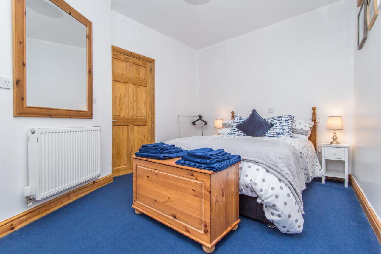 The Old Dairy Mill Street Apartamento Crediton Exterior foto